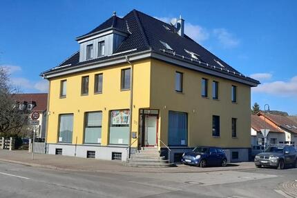 Wohnung Geisa - 2 Zimmer, 85 m&sup2;, 690&euro; | Angebot:25048685