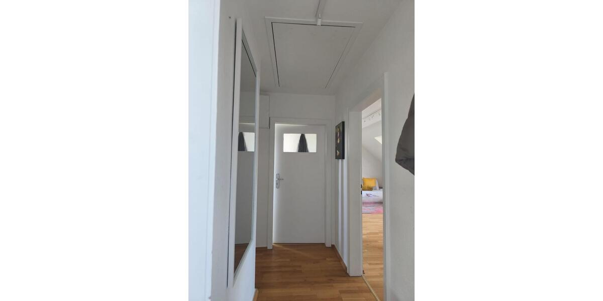 Dachgeschoßwohnung Mönchengladbach - 2 Zimmer, 55 m&sup2;, 795&euro; | Angebot:26587571