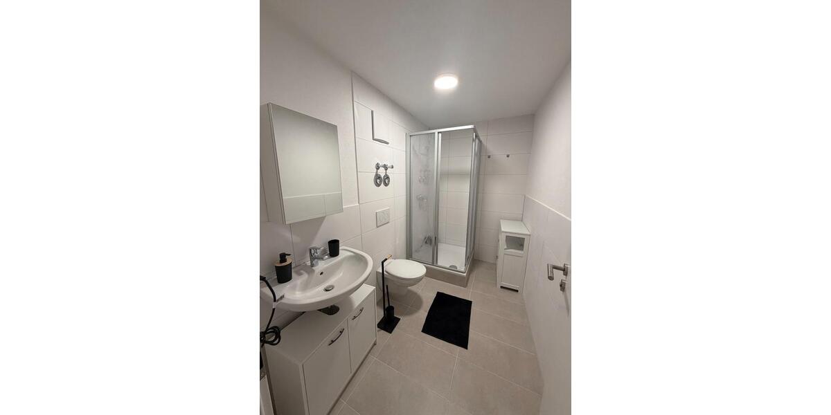 Dachgeschoßwohnung Heilbronn Frankenbach - 4 Zimmer, 75 m&sup2;, 370&euro; | Angebot:25987921