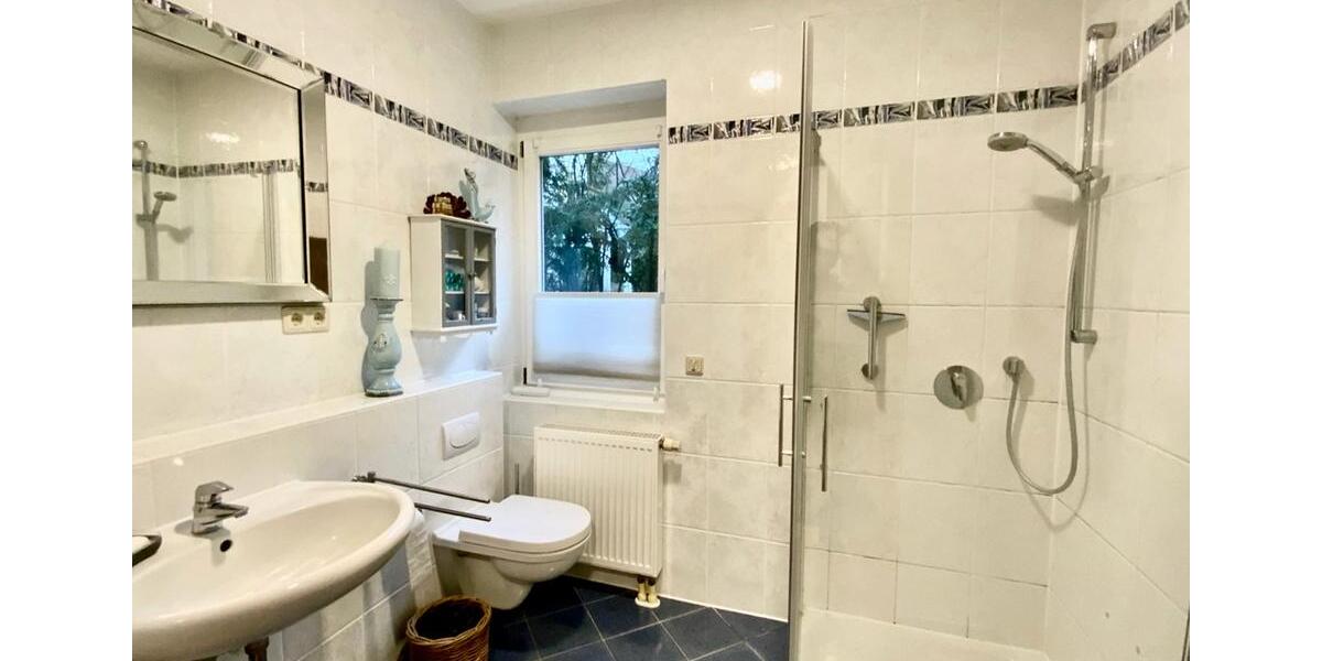 Erdgeschoßwohnung Kassel Bad Wilhelmshöhe - 2 Zimmer, 69 m&sup2;, 1.500&euro; | Angebot:24361286