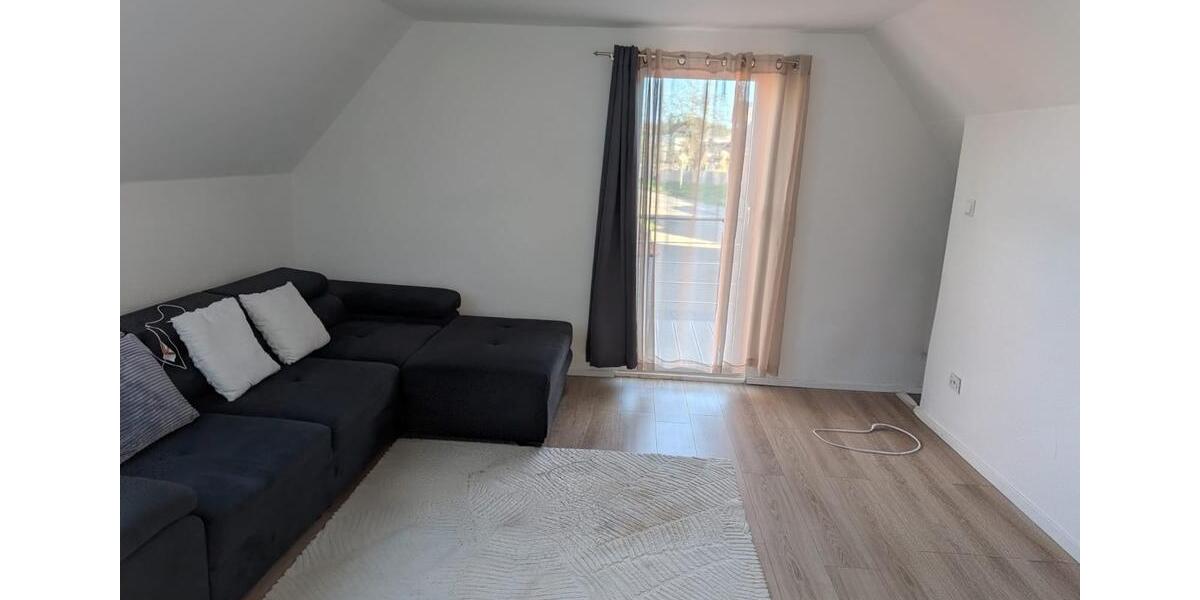 Dachgeschoßwohnung Empfingen - 2.5 Zimmer, 85 m&sup2;, 980&euro; | Angebot:26551920
