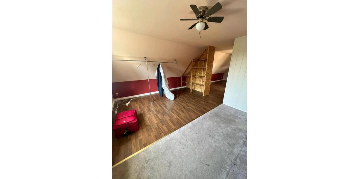 Einfamilienhaus Varrel - 4 Zimmer, 160 m&sup2;, 850&euro; | Angebot:24797811