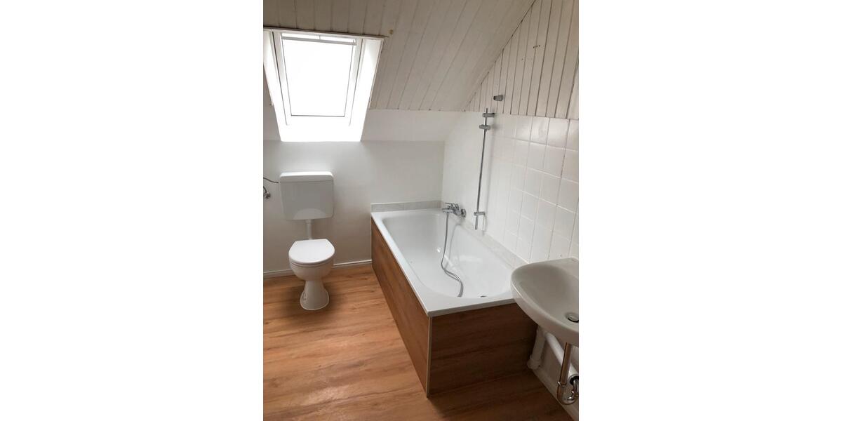 Dachgeschoßwohnung Garbsen Berenbostel - 2 Zimmer, 60 m&sup2;, 630&euro; | Angebot:25122139