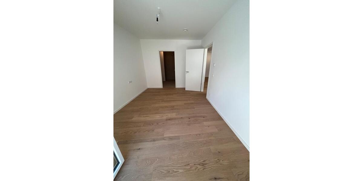 Erdgeschoßwohnung Ludwigsburg Pflugfelden - 4 Zimmer, 105 m&sup2;, 2.050&euro; | Angebot:25043275