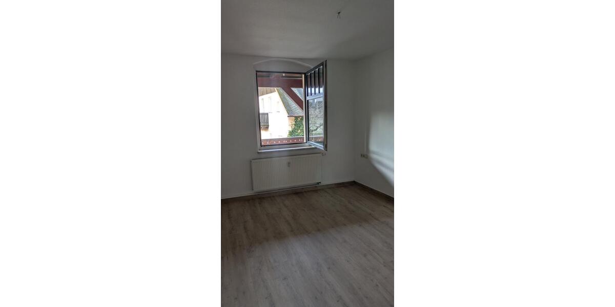 Etagenwohnung Olbernhau - 2 Zimmer, 62 m&sup2;, 400&euro; | Angebot:25045627