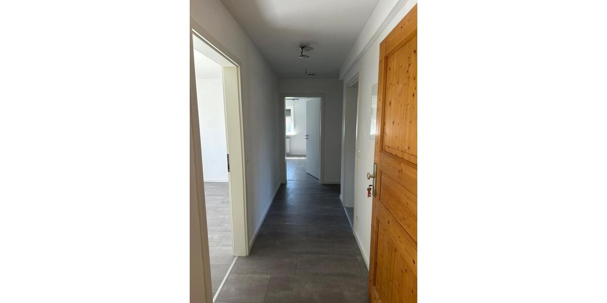 Etagenwohnung Hösbach - 3 Zimmer, 82 m&sup2;, 950&euro; | Angebot:26535731