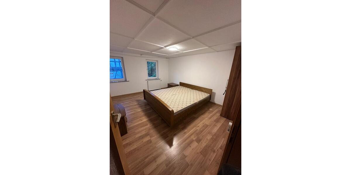 Etagenwohnung Albstadt - 4 Zimmer, 100 m&sup2;, 850&euro; | Angebot:24508272