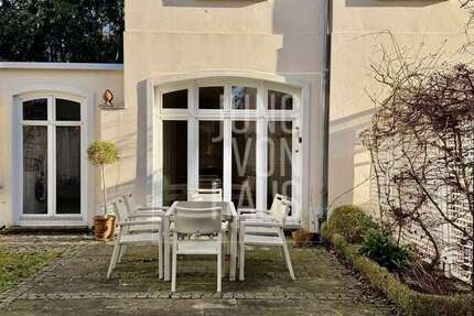 Haus zum Mieten in Wiesbaden 3.195 € 150 m² 4.5 zimmer