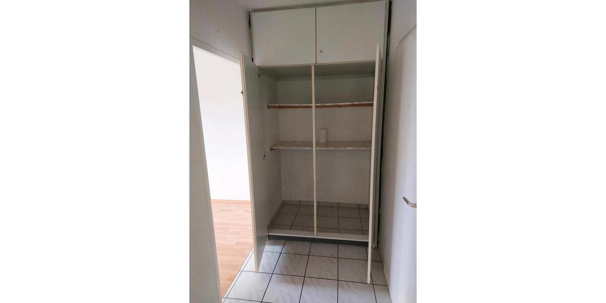 Etagenwohnung Kassel Philippinenhof-Warteberg - 3 Zimmer, 73 m&sup2;, 1.100&euro; | Angebot:25993284