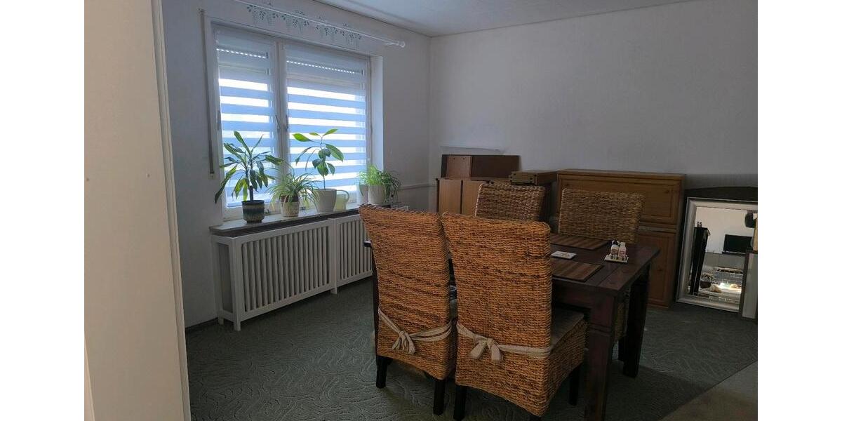 Einfamilienhaus Dornum - 8 Zimmer, 210 m&sup2;, 1.800&euro; | Angebot:25850637