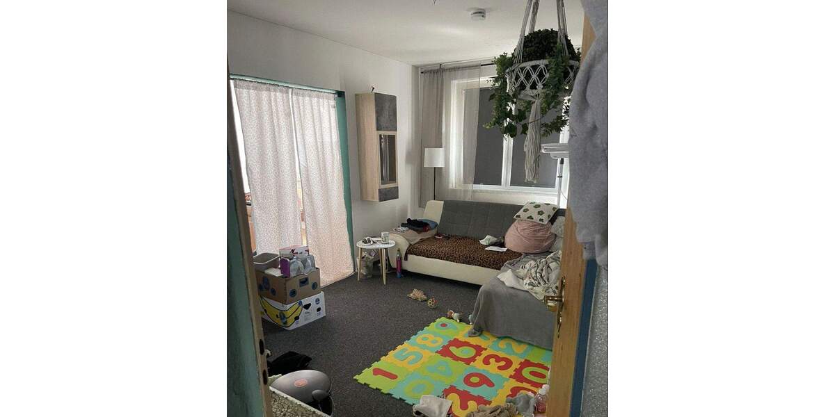 Etagenwohnung Mücheln - 3 Zimmer, 58 m&sup2;, 220&euro; | Angebot:25772435