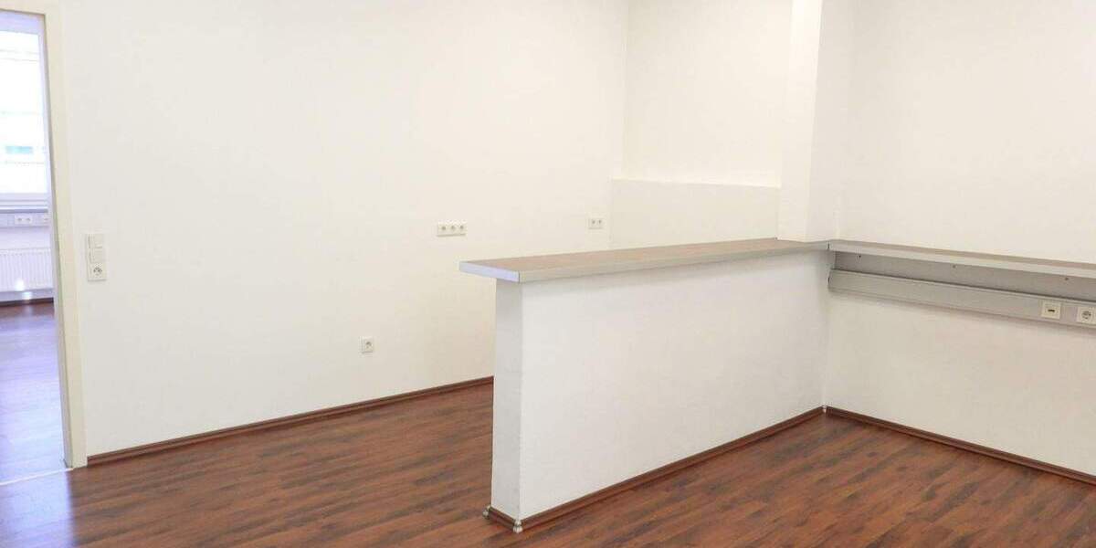 Gewerbeobjekt Nürnberg St Peter - 4 Zimmer, 128 m&sup2;, 890&euro; | Angebot:26543978