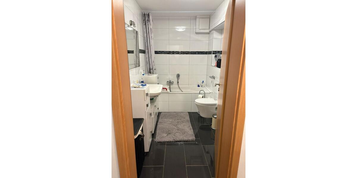 Erdgeschoßwohnung Düren Mariaweiler-Hoven - 3 Zimmer, 85 m&sup2;, 1.000&euro; | Angebot:25922822