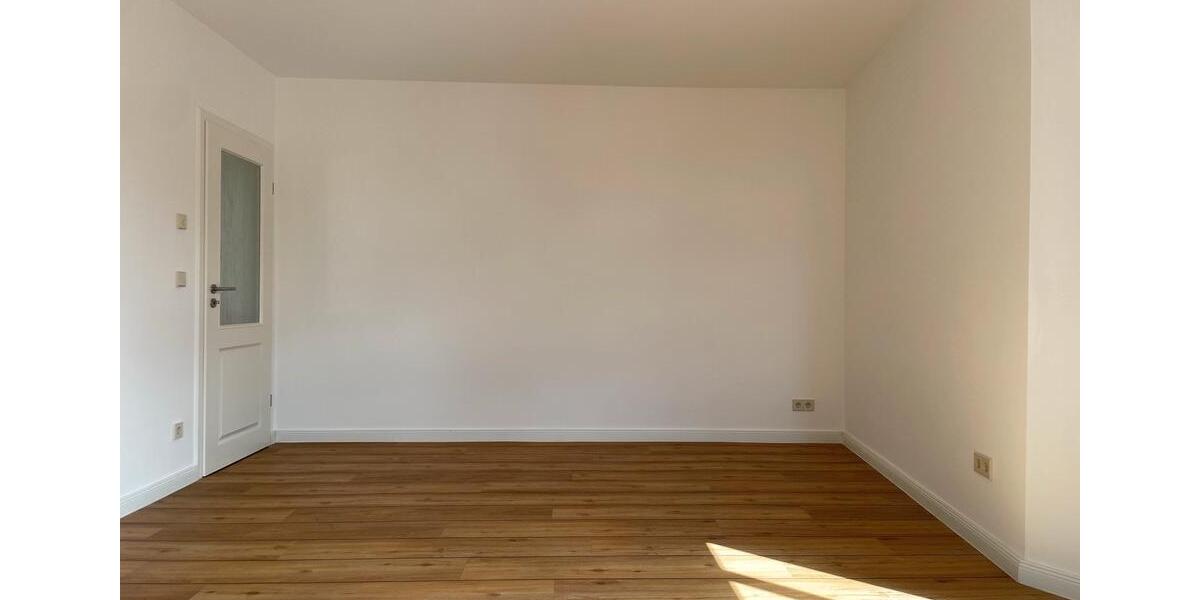 Etagenwohnung Güstrow - 4 Zimmer, 95 m&sup2;, 880&euro; | Angebot:25219752