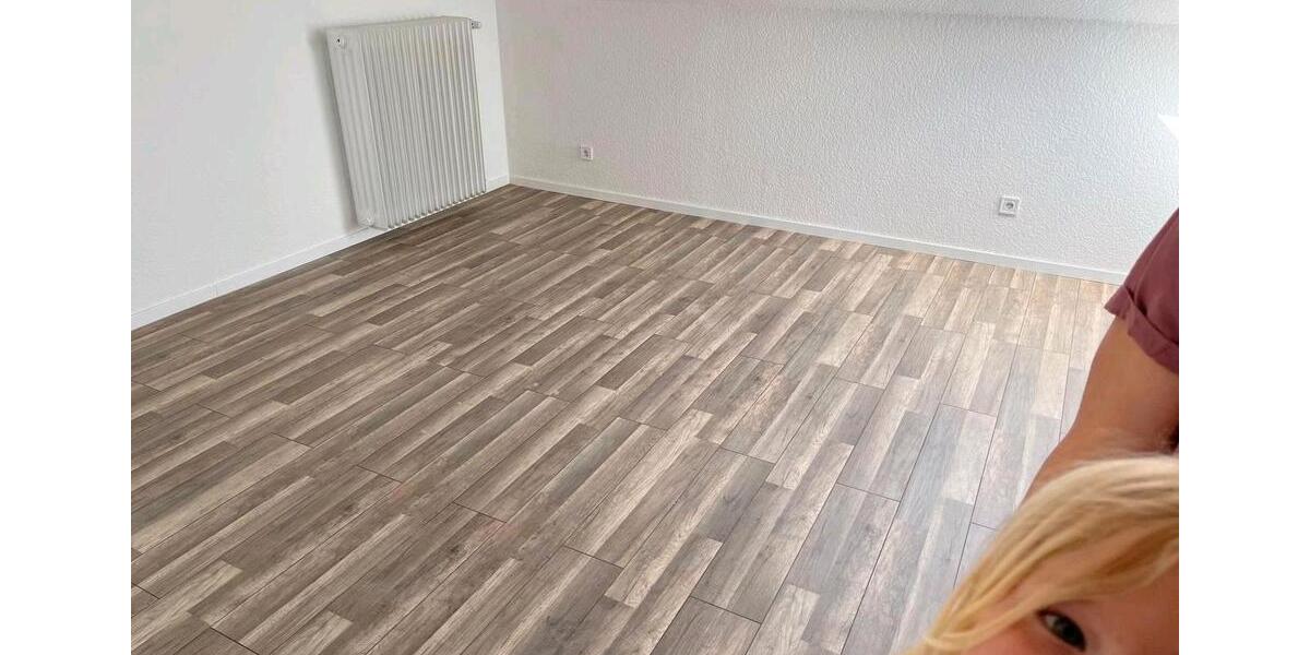 Dachgeschoßwohnung Reichelsheim (Wetterau) - 4 Zimmer, 85 m&sup2;, 950&euro; | Angebot:26036046