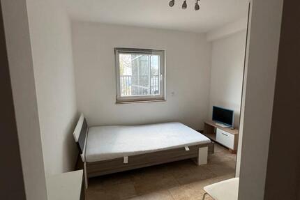 Wohnung Roßtal - 1 Zimmer, 20 m&sup2;, 450&euro; | Angebot:25663286
