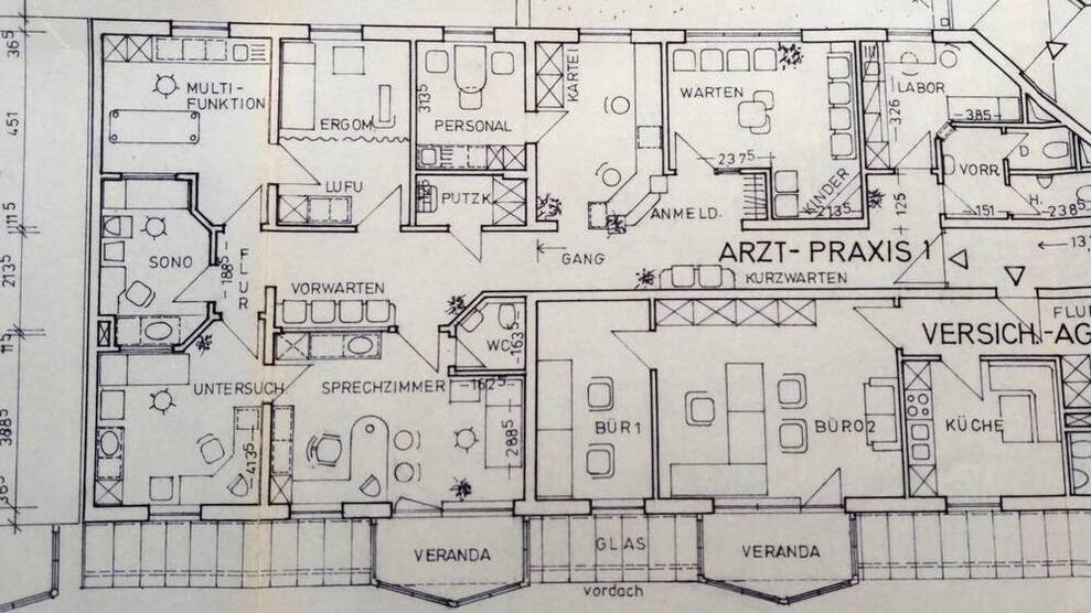Große Wohnung in Altenstadt Waldnaab mit 8 Räume im 1 OG. auf insgesamt 169 m² zu vermieten.