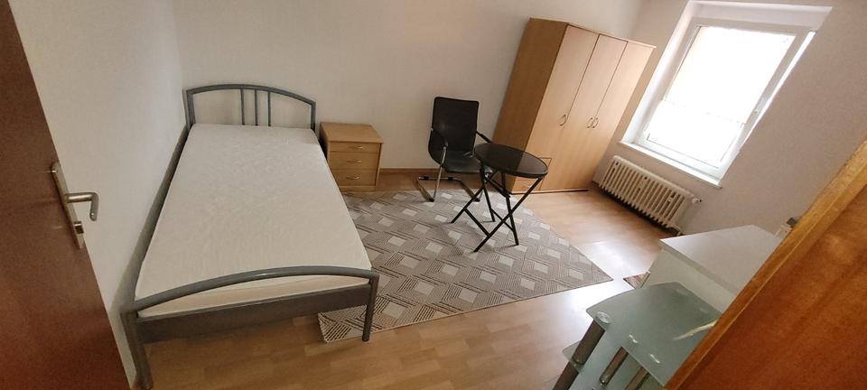 Etagenwohnung Duisburg Laar - 1 Zimmer, 20 m&sup2;, 280&euro; | Angebot:24733081