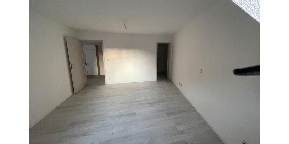 Etagenwohnung Baden-Baden Baden - 5 Zimmer, 140 m&sup2;, 1.690&euro; | Angebot:25881302