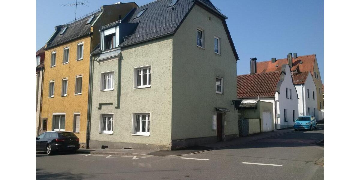 Dachgeschoßwohnung Cham - 2 Zimmer, 45 m&sup2;, 480&euro; | Angebot:26186727