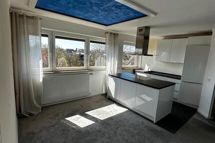 Modernisierte 2-Zimmer Wohnung mit Balkon und Einbauküche 2 zimmer