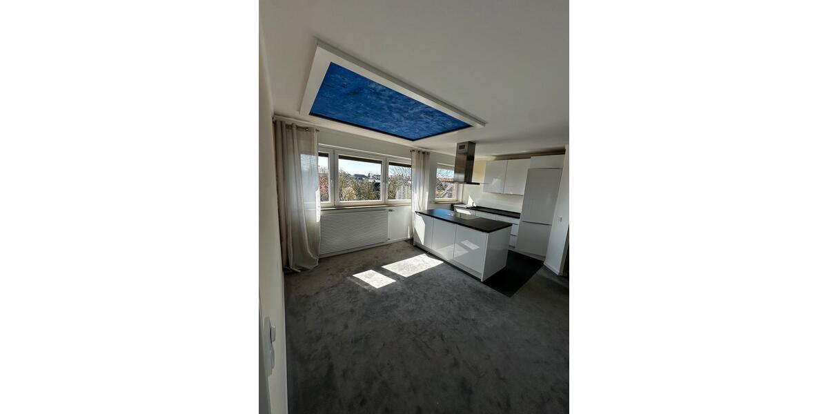 Modernisierte 2-Zimmer Wohnung mit Balkon und Einbauküche 2 zimmer