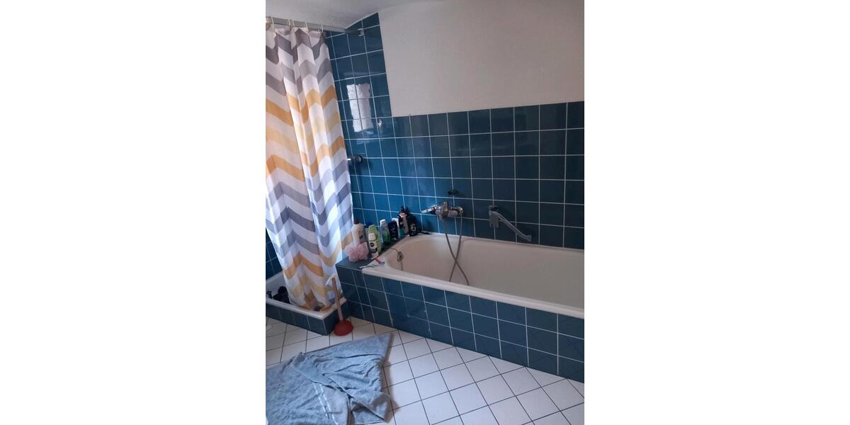 Erdgeschoßwohnung Bad Laasphe - 5 Zimmer, 120 m&sup2;, 1.300&euro; | Angebot:25933029