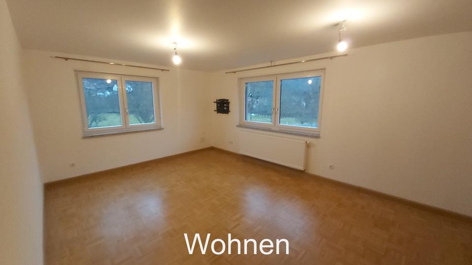 Etagenwohnung Werbach - 4 Zimmer, 111 m&sup2;, 880&euro; | Angebot:26234302