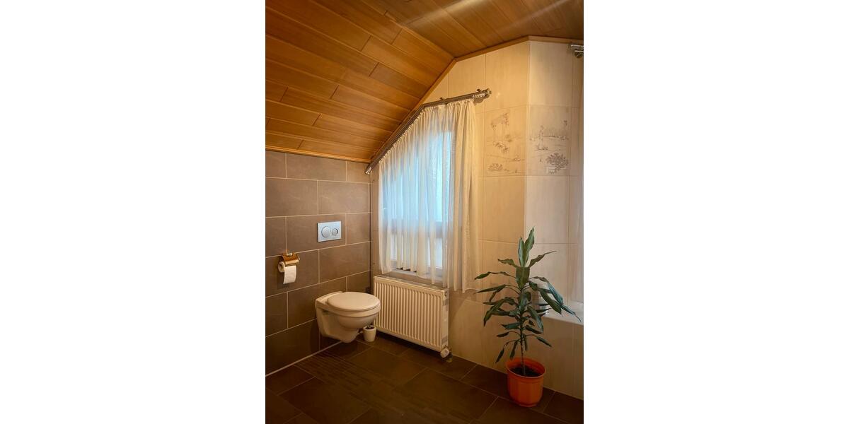 Wohnen auf Zeit Gründau - 1 Zimmer, 160 m&sup2;, 380&euro; | Angebot:26591866