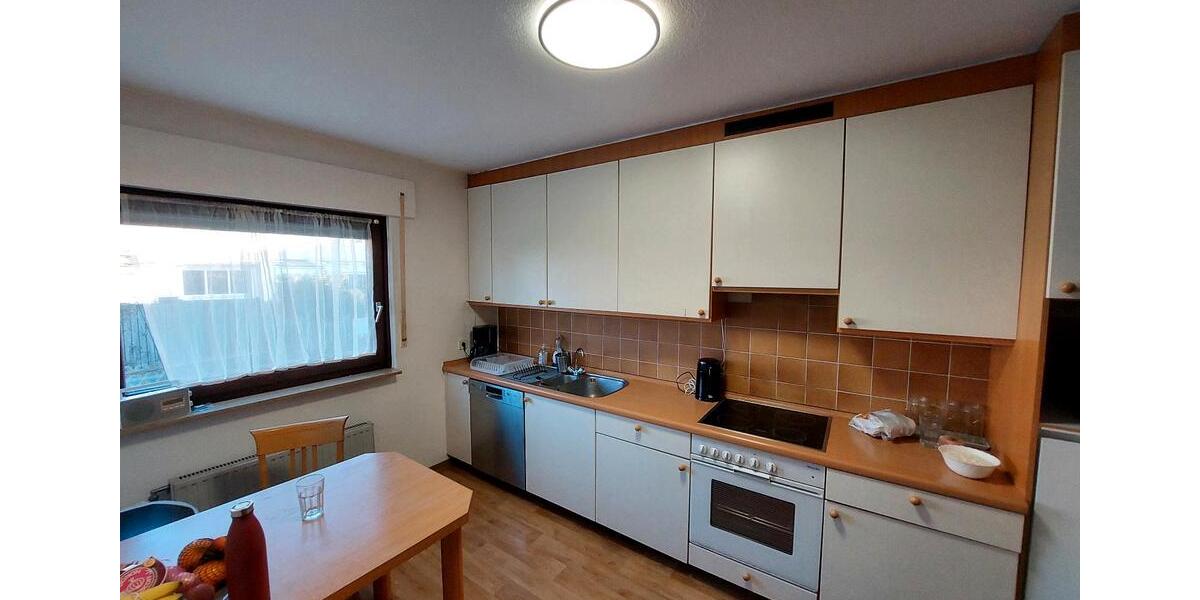 Wohnen auf Zeit Geldersheim - 2 Zimmer, 150 m&sup2;, 370&euro; | Angebot:26254281