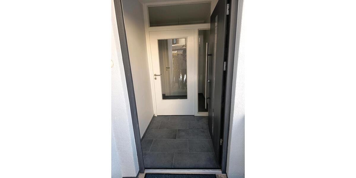 Einfamilienhaus Simbach - 3 Zimmer, 92 m&sup2;, 960&euro; | Angebot:24781260