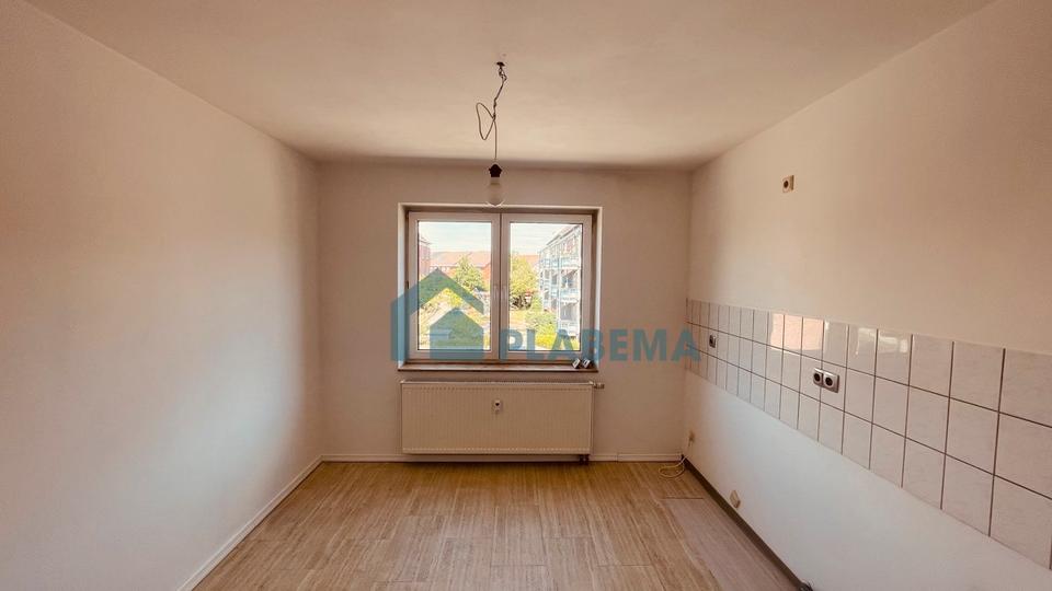 Etagenwohnung Neubrandenburg - 4 Zimmer, 91 m&sup2;, 1.300&euro; | Angebot:24711626