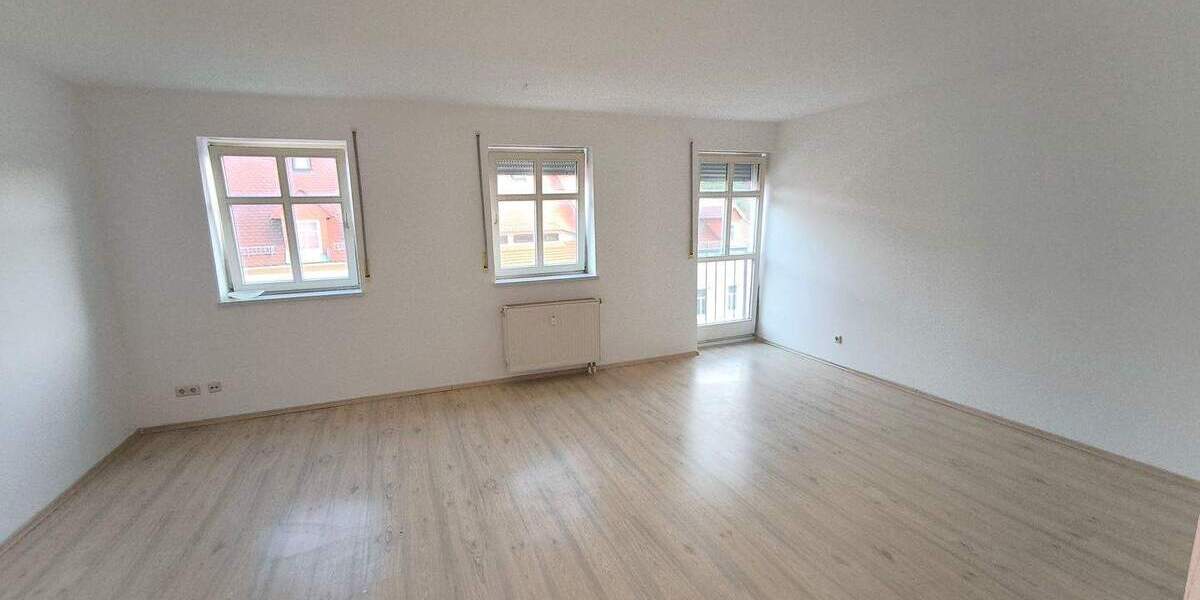 Etagenwohnung Königsbrück Stenz - 3 Zimmer, 80 m&sup2;, 440&euro; | Angebot:25671762