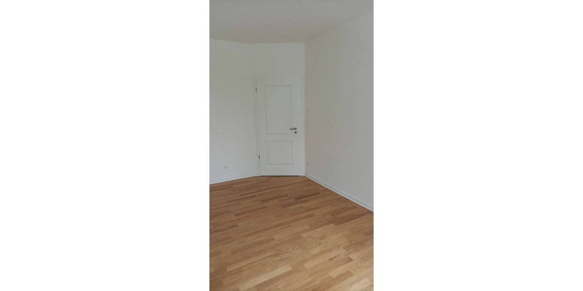 Etagenwohnung Chemnitz Schloßchemnitz - 2 Zimmer, 75 m&sup2;, 680&euro; | Angebot:26016489