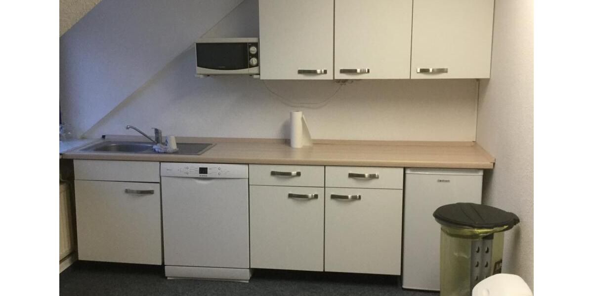 Gewerbeobjekt Schwerin Gartenstadt - 8&euro; | Angebot:24836452