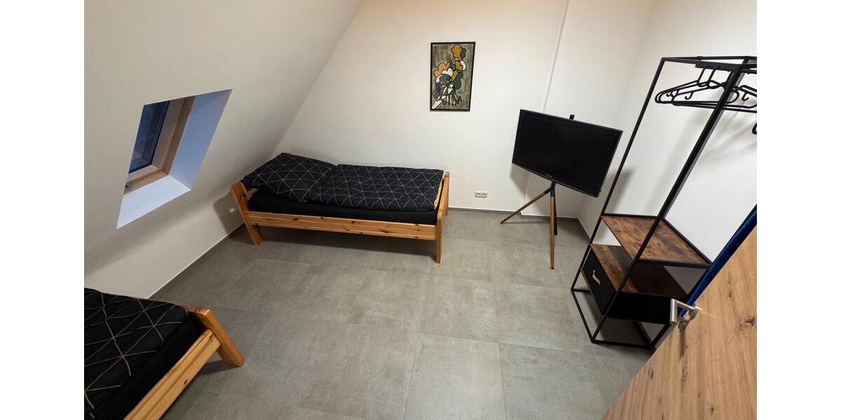 Dachgeschoßwohnung Eschweiler - 2 Zimmer, 45 m&sup2;, 1.300&euro; | Angebot:24548425