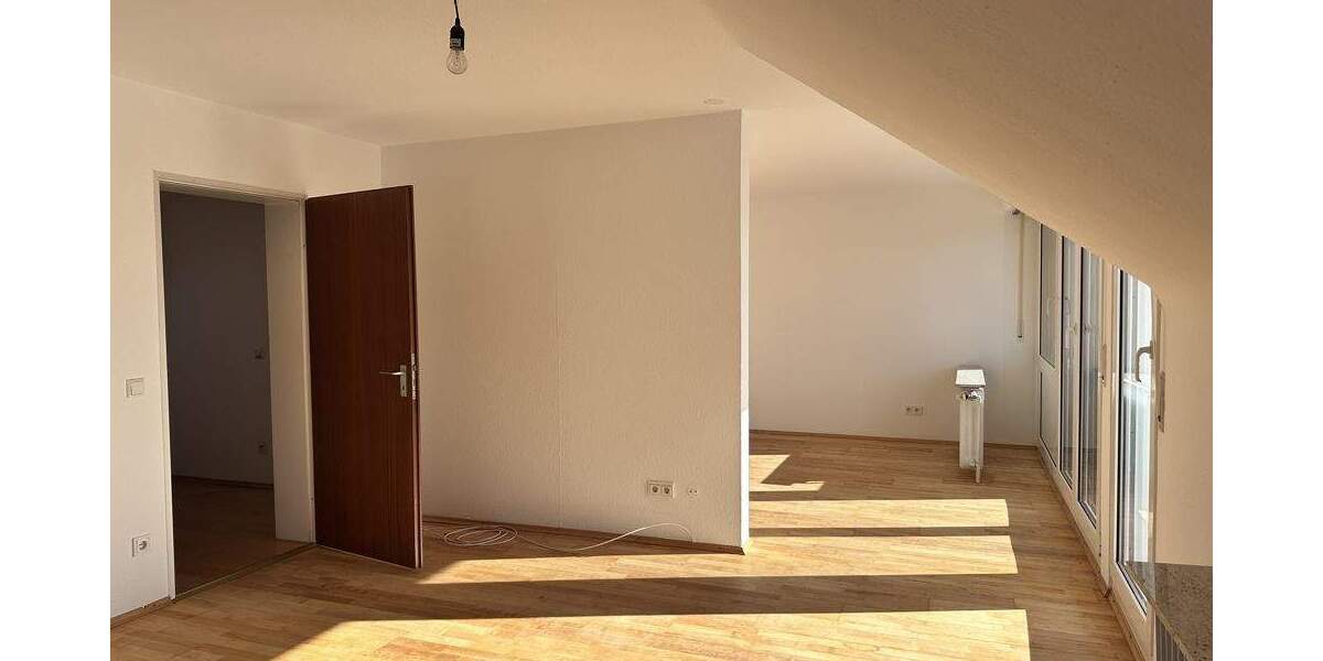 3,5 Zimmer-Wohnung im Dachgeschoss-Immenstaad 3 zimmer