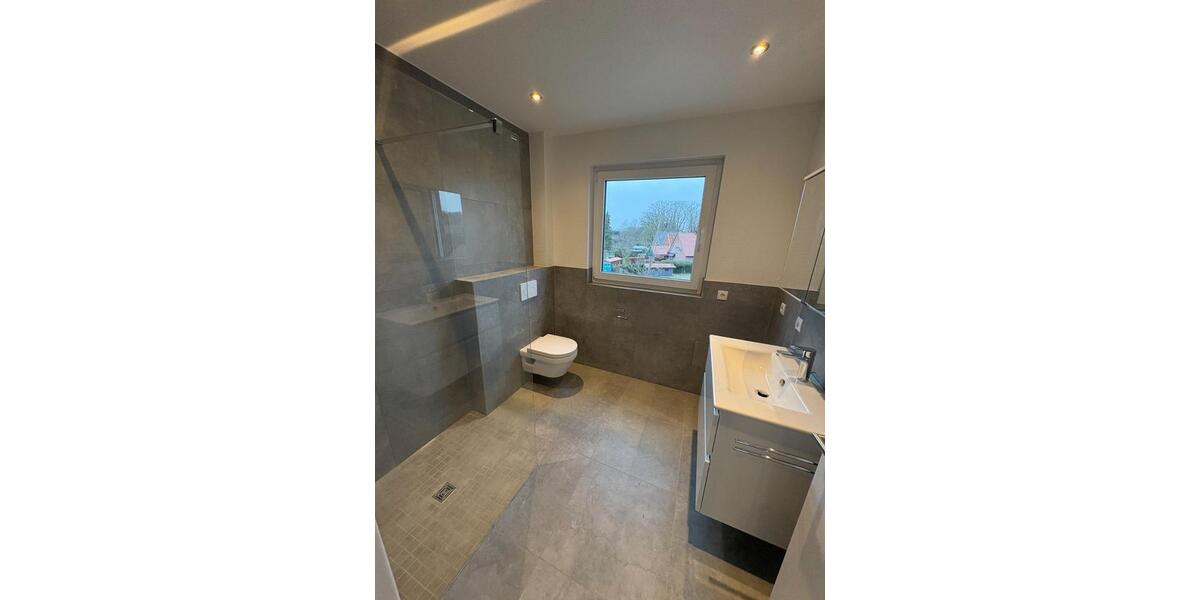 Dachgeschoßwohnung Nordhorn Bookholt - 2 Zimmer, 80 m&sup2;, 900&euro; | Angebot:24866413