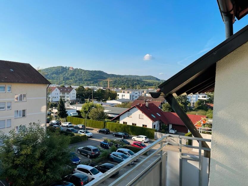 2-Zimmer-Wohnung mit Balkon, Einbauküche & Stellplatz Donzdorf