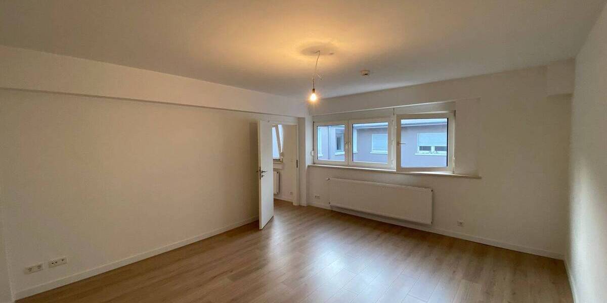 Etagenwohnung Mainz Weisenau - 2 Zimmer, 43 m&sup2;, 810&euro; | Angebot:26026579
