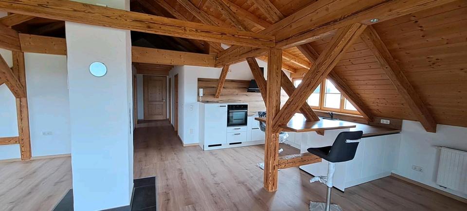 Dachgeschoßwohnung Marktoberdorf - 2 Zimmer, 85 m&sup2;, 1.080&euro; | Angebot:26413857