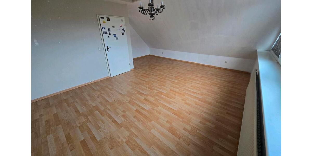 Doppelhaushälfte Pinneberg - 5 Zimmer, 118 m&sup2;, 1.800&euro; | Angebot:23227436