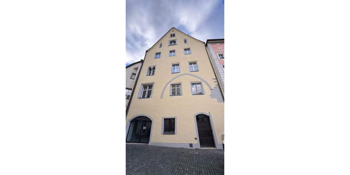 Mehrfamilienhaus, Wohnhaus Regensburg Innenstadt - 1 Zimmer, 248 m&sup2;, 6.200&euro; | Angebot:24647599