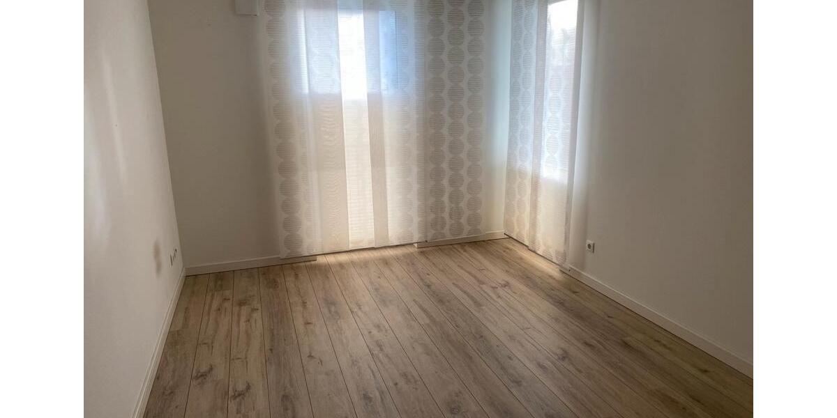 Moderne lichtdurchflutete 3-Raum-Wohnung 3 zimmer