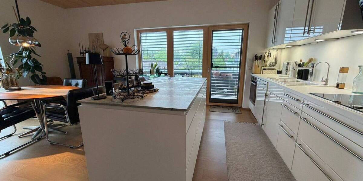 Etagenwohnung Rosenheim West - 4 Zimmer, 106 m&sup2;, 2.234&euro; | Angebot:26740990