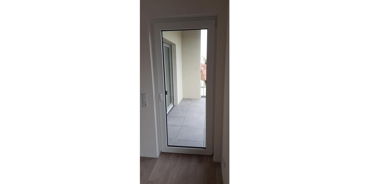 Etagenwohnung Senftenberg - 2.5 Zimmer, 71 m&sup2;, 745&euro; | Angebot:26439809
