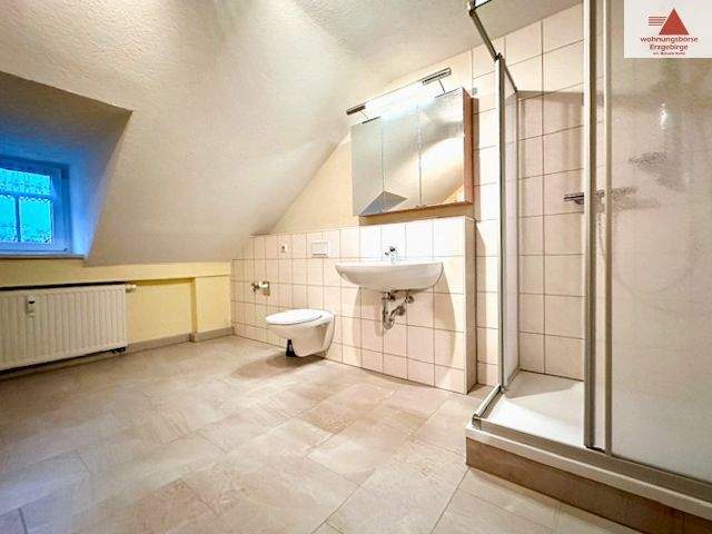 Etagenwohnung Schlettau - 3 Zimmer, 64 m&sup2;, 320&euro; | Angebot:25744612