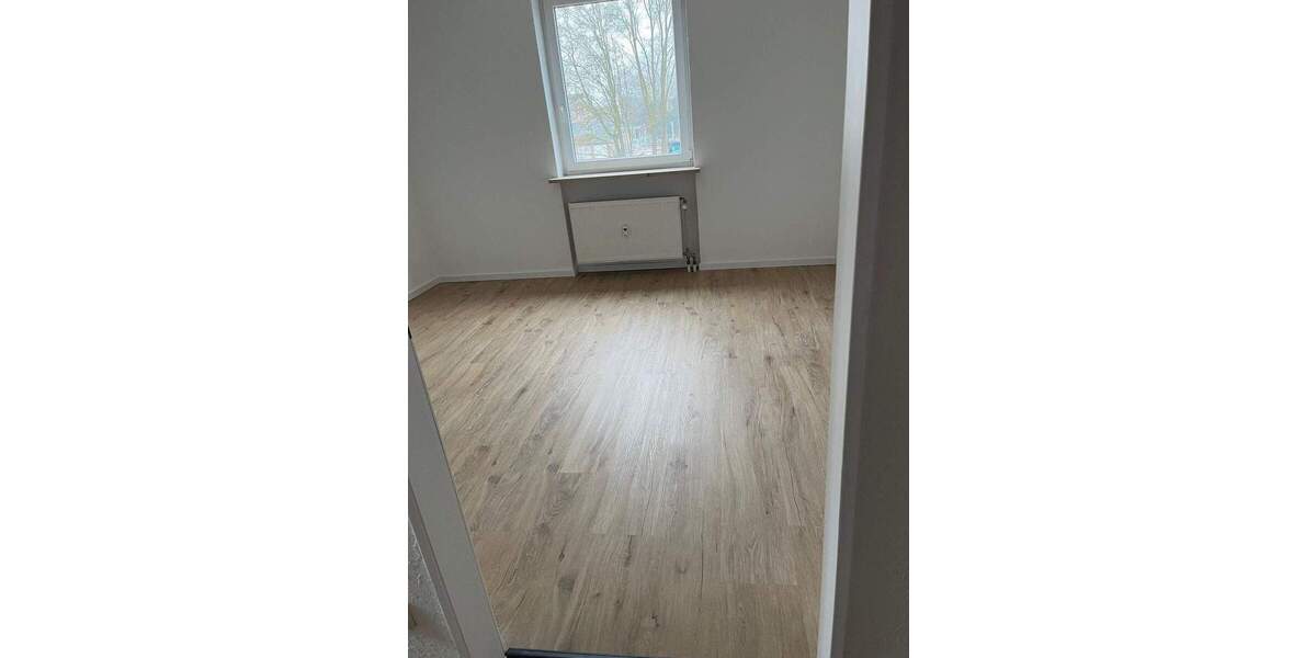 Etagenwohnung Bünde - 2 Zimmer, 70 m&sup2;, 700&euro; | Angebot:24918167