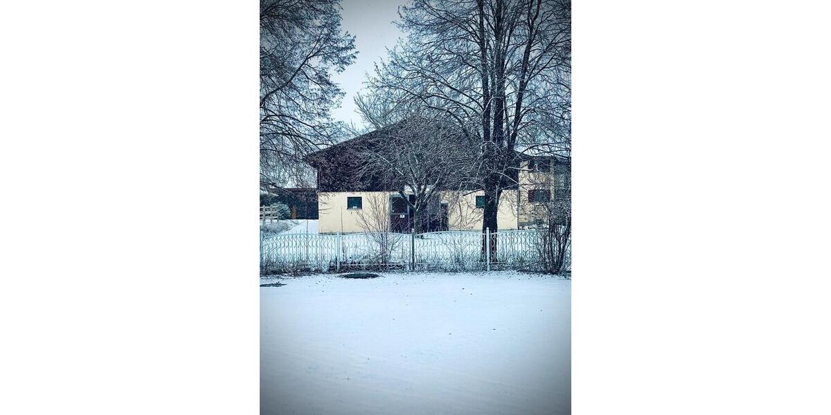 Dachgeschoßwohnung Buchloe - 1 Zimmer, 70 m&sup2;, 1.050&euro; | Angebot:25351661