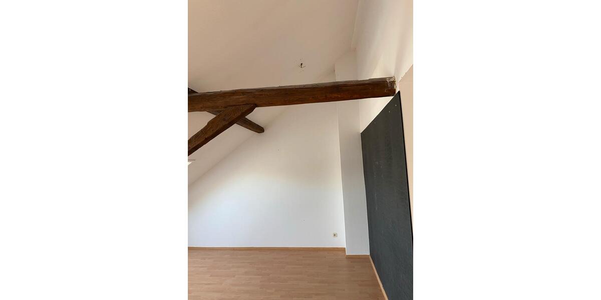 Dachgeschoßwohnung Neuwied - 4 Zimmer, 87 m&sup2;, 950&euro; | Angebot:25614264